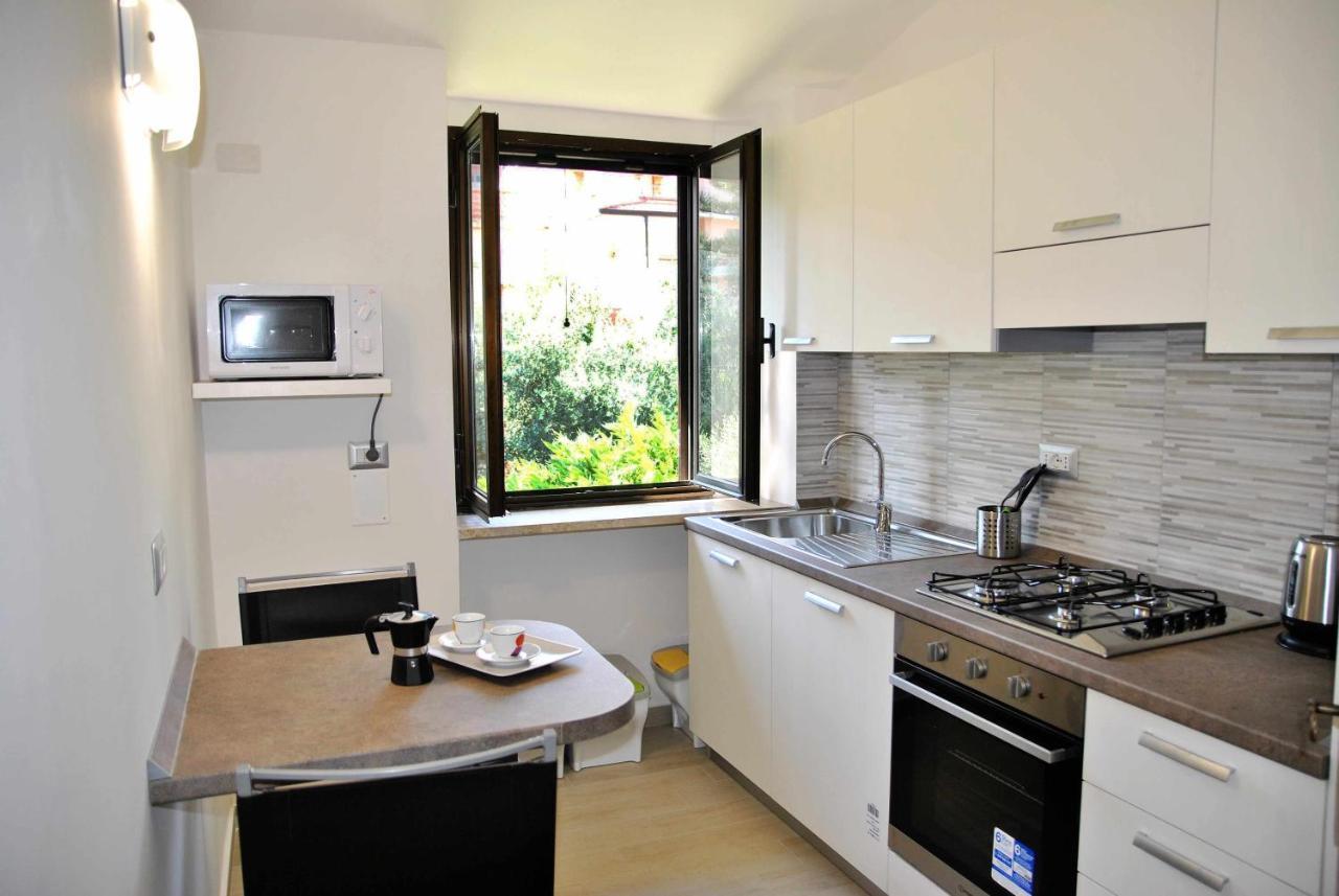 Апартаменты Casa Dinky Attico Con Terrazza Vista Mare Формия Экстерьер фото
